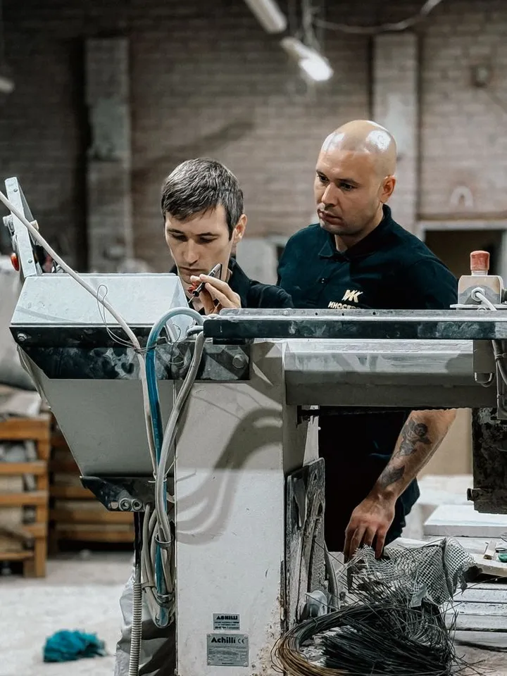 Équipe d'une PME industrielle
